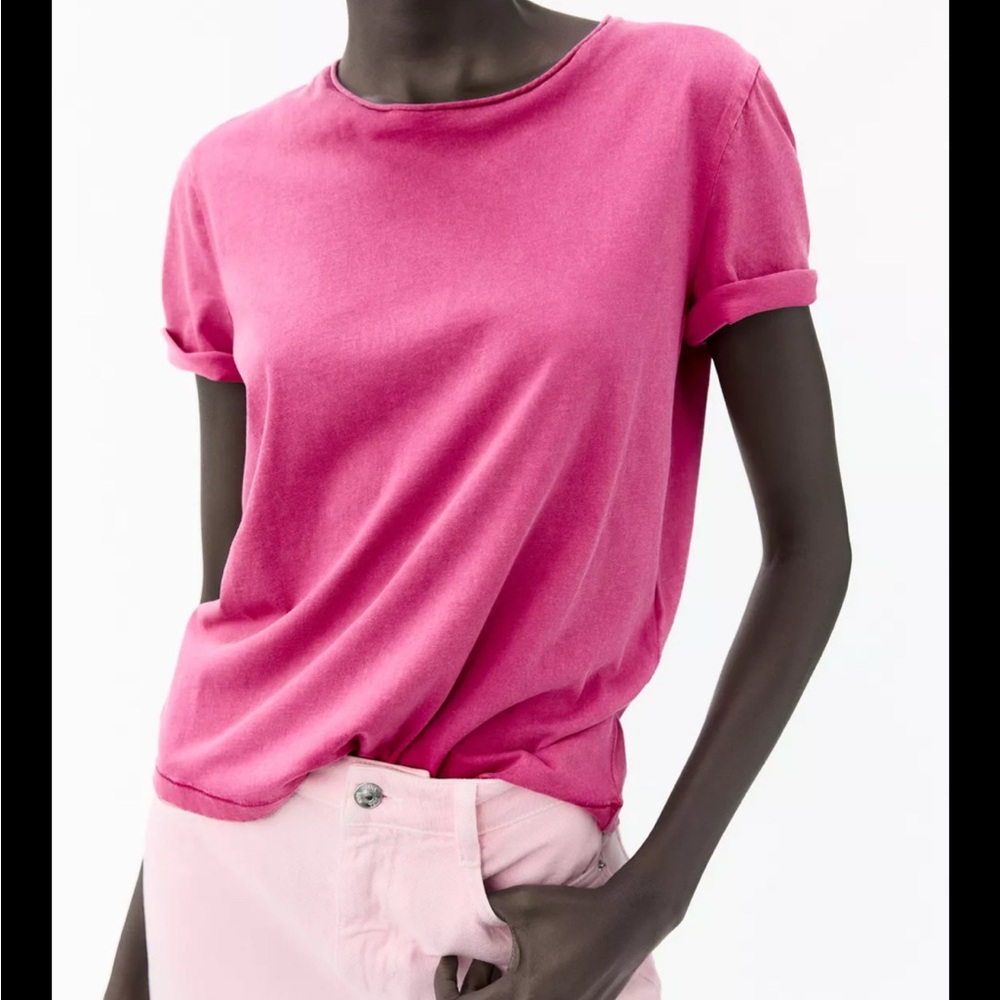 Zara Fuchsia Short Sleeve Tee